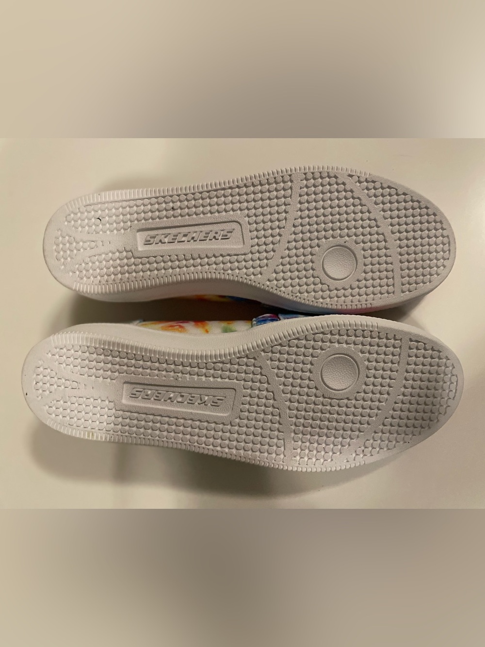 NWOT Skechers Madison Avenue To Dye For Tie-Dye Slip-On Shoes - Picture 6 of 7